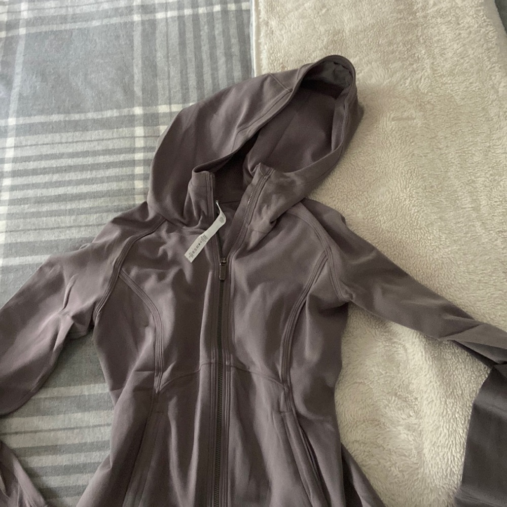 Lulu lemon size 6 zip up